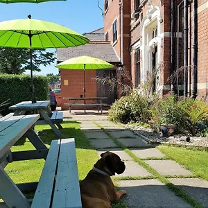 https://mon-fort-guesthouse.yorkshirehotels.net